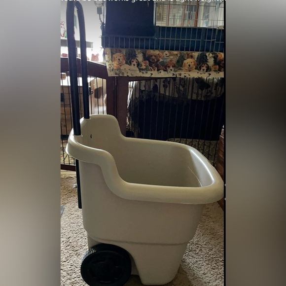 Suncast Resin 15.5 Gallon Multi-Purpose Cart with Wheels, Brown, Taupe NWT - Picture 9 of 13